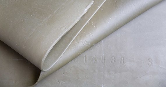 DIFFUSION 591040 Nappe rectangulaire en tissu motif petits traits en  Polyester - 140 x 250 cm